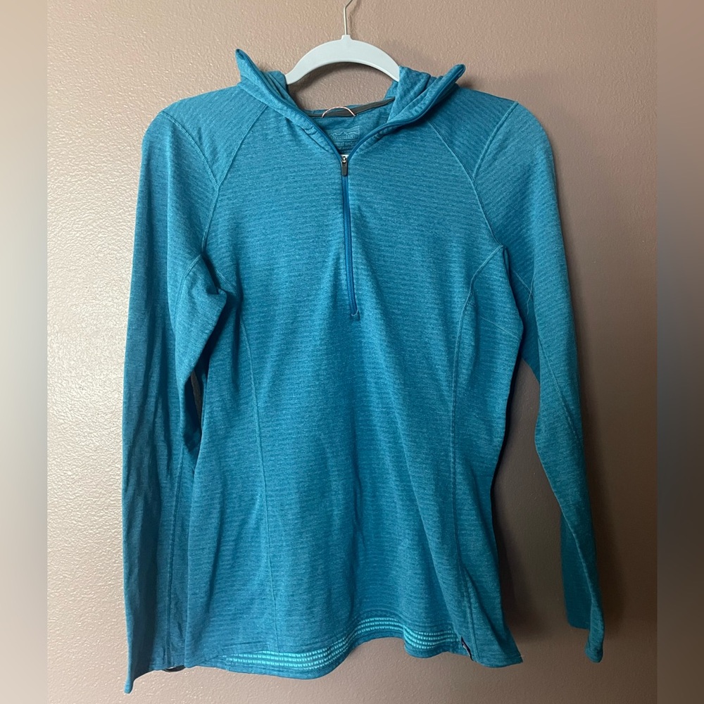 Patagonia Womens Thermal Weight Capilene Base layer W Hood